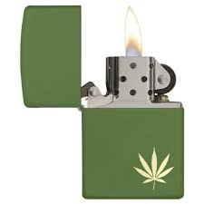 ZIPPO - Leaf Design Laser